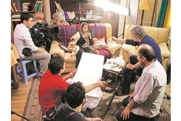 پشت دروازه سکوت مسعود جعفری جوزانی