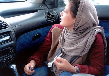 طناز طباطبایی