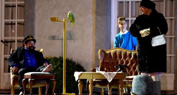 تن‌تن روی صحنه اپرا رفت