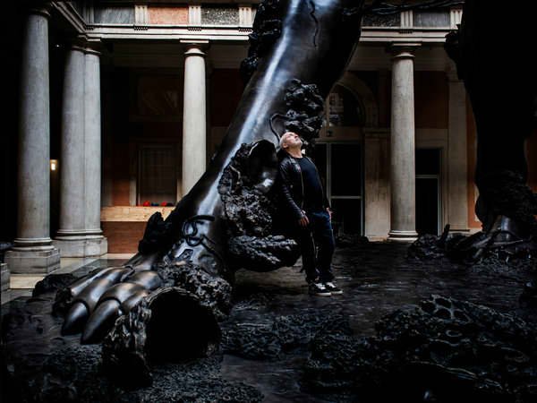 گنجینه‌هایی از لاشه‌ی شگفت‌انگیزِ دیمین هرست در ونیز